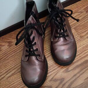 Big Girls size 4 Art Class side zip boots